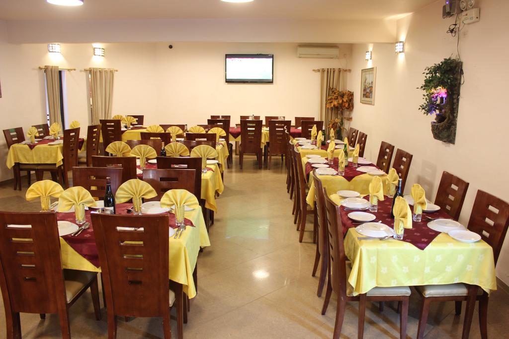 Hotel Λουμπουμπάσι Εξωτερικό φωτογραφία