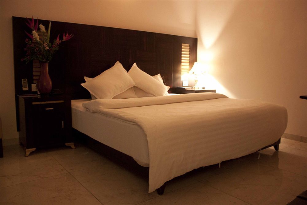 Hotel Λουμπουμπάσι Εξωτερικό φωτογραφία