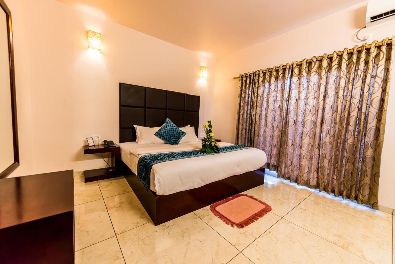 Hotel Λουμπουμπάσι Εξωτερικό φωτογραφία